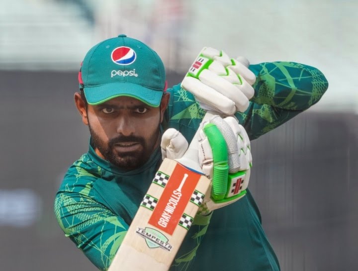बाबर आजम ने तीनों फॉर्मेट में छोड़ी कप्तानी, टेस्ट में शान मसूद और टी20 में शाहीन अफरीदी बन सकते हैं नए कप्तान