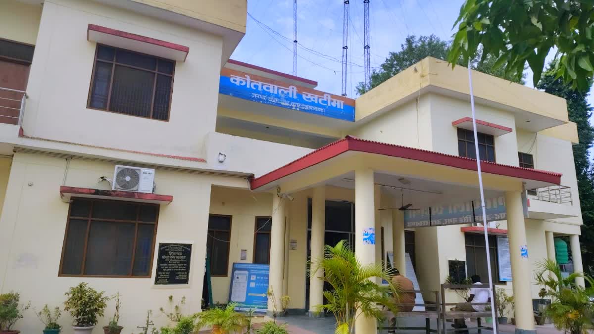 ‘मम्मी-पापा को मार दिया है, जल्दी आ जाइए’ यह सुन दौड़ी चली आई पुलिस, लेकिन सच्चाई कुछ और निकली